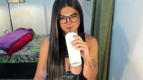 ANGELA online show from May 2026 07:00:02 PM