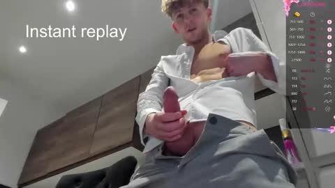 Snapshot of dominantalex182 chatting on February 2026 02:47:01 PM Alex... online show from February 2026 02:47:01 PM