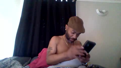 Snapshot of dominantalphatw chatting on December 2025 08:47:02 PM Bigcocktdw online show from December 2025 08:47:02 PM