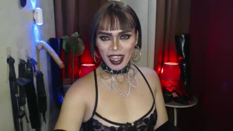 Snapshot of dominantrix_diannaxxx chatting on March 2026 02:29:01 PM diana online show from March 2026 02:29:01 PM