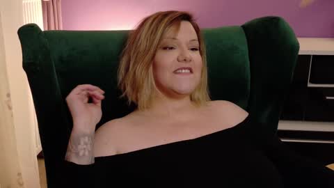 SADE online show from February 2025 10:09:02 PM