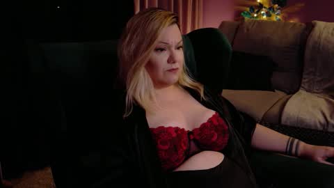 SADE online show from December 2025 09:56:02 PM