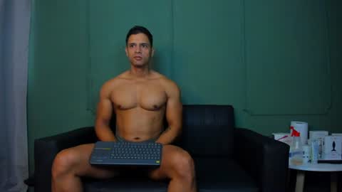Snapshot of dominc_berry chatting on June 2026 12:26:01 PM Dominc berry online show from June 2026 12:26:01 PM