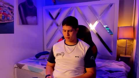 Snapshot of dominic_connor chatting on February 2026 02:21:02 AM DOMI online show from February 2026 02:21:02 AM