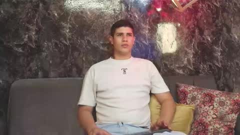 Snapshot of dominic_connor chatting on February 2026 07:54:01 PM DOMI online show from February 2026 07:54:01 PM