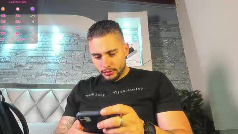 Snapshot of dominic_de_luca chatting on October 2025 02:53:02 AM dominic de luca online show from October 2025 02:53:02 AM