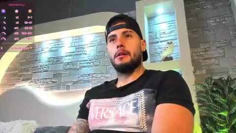 Snapshot of dominic_de_luca chatting on November 2025 03:16:02 AM dominic de luca online show from November 2025 03:16:02 AM