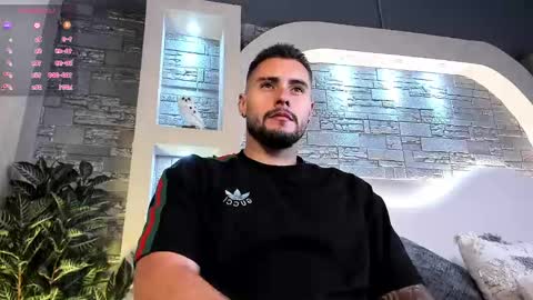 Snapshot of dominic_de_luca chatting on November 2025 03:06:01 AM dominic de luca online show from November 2025 03:06:01 AM