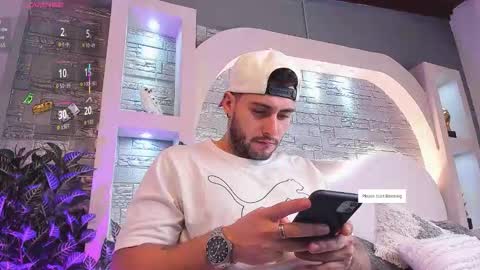 Snapshot of dominic_de_luca chatting on December 2025 03:14:02 AM dominic de luca online show from December 2025 03:14:02 AM