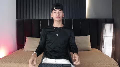 Snapshot of dominic_ghost chatting on September 2025 06:57:01 PM Dominic online show from September 2025 06:57:01 PM