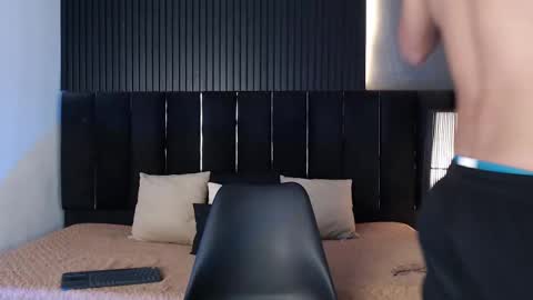 Snapshot of dominic_ghost chatting on October 2025 10:17:01 PM Dominic online show from October 2025 10:17:01 PM