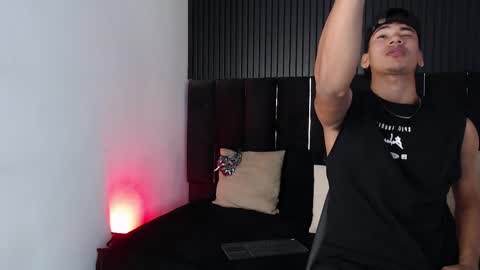 Snapshot of dominic_ghost chatting on October 2025 11:18:01 PM Dominic online show from October 2025 11:18:01 PM