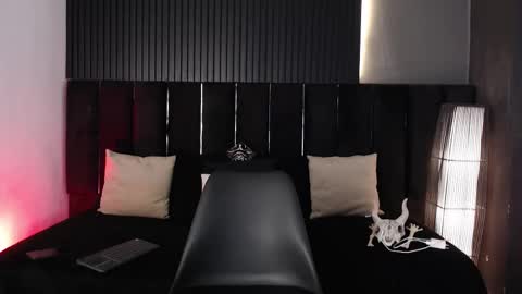 Snapshot of dominic_ghost chatting on October 2025 10:21:01 PM Dominic online show from October 2025 10:21:01 PM