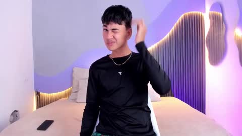 Snapshot of dominic_ghost chatting on November 2025 04:12:01 AM Dominic online show from November 2025 04:12:01 AM