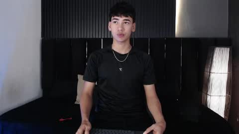 Dominic online show from April 2026 01:22:01 AM