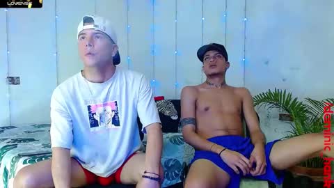 Snapshot of dominic_hanks chatting on February 2025 07:11:02 AM DOMINIC AND ANDREW online show from February 2025 07:11:02 AM