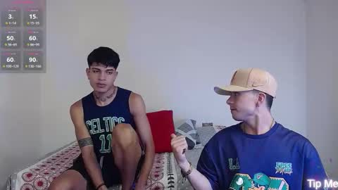 Snapshot of dominic_hanks chatting on October 2025 05:31:02 AM DOMINIC AND ANDREW online show from October 2025 05:31:02 AM