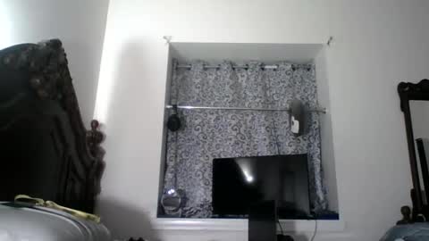 luis online show from March 2026 12:07:01 AM