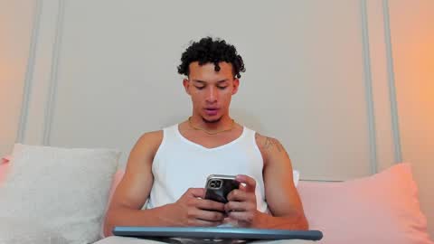 Dominick Star online show from January 2025 03:13:01 AM