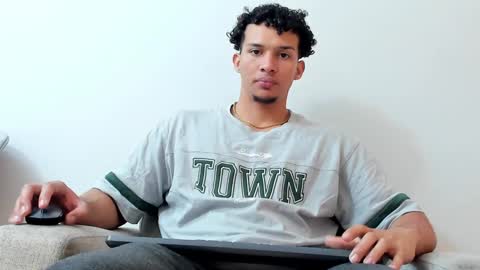 Dominick Star online show from January 2025 03:23:01 AM