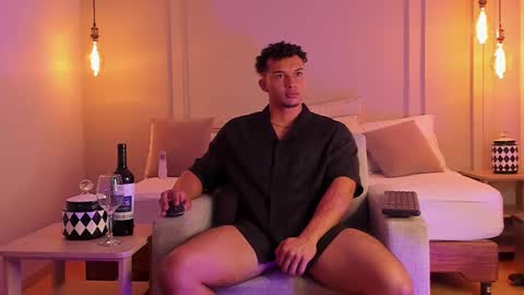 Dominick Star online show from February 2025 06:44:01 AM