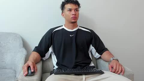 Dominick Star online show from February 2025 03:36:01 AM