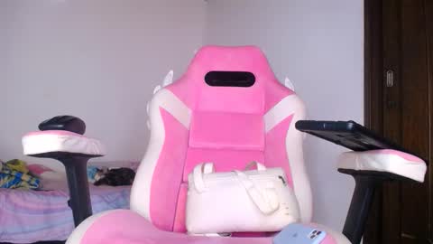 Snapshot of dominika_angel chatting on February 2026 01:36:02 PM online show from February 2026 01:36:02 PM