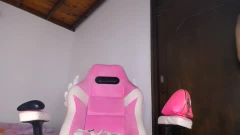 Snapshot of dominika_angel chatting on February 2026 02:26:01 AM online show from February 2026 02:26:01 AM