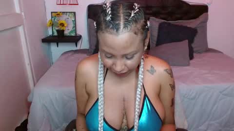 Snapshot of domink_gilr chatting on November 2025 07:52:02 PM D O M I N K online show from November 2025 07:52:02 PM