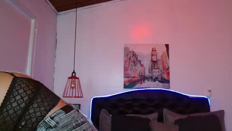 Snapshot of domink_gilr chatting on November 2025 08:47:01 PM D O M I N K online show from November 2025 08:47:01 PM