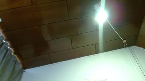 Snapshot of domink_gilr chatting on June 2026 07:31:01 PM D O M I N K online show from June 2026 07:31:01 PM