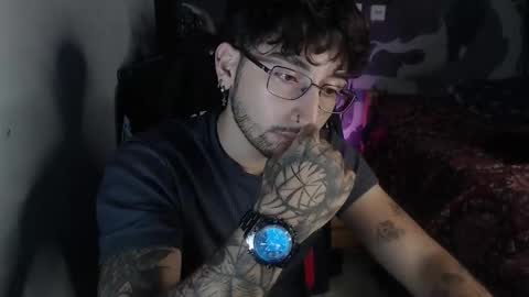 dominus_kane online show from November 2025 01:38:01 AM