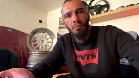 domnu_ozfutura online show from February 2025 09:25:02 AM