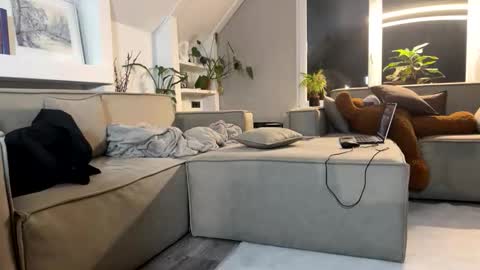 donbob2020 online show from November 2025 07:36:02 PM