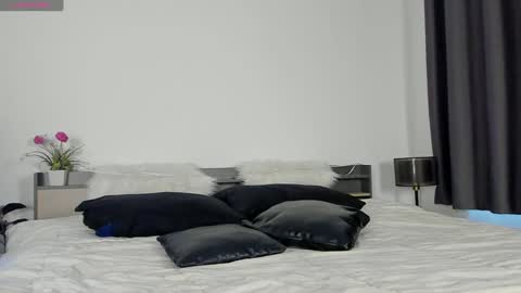 Snapshot of dongfatherproductions chatting on January 2025 02:53:02 AM DongFatherProductions online show from January 2025 02:53:02 AM