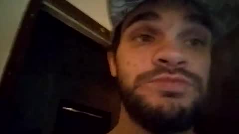 Snapshot of donglish718856 chatting on December 2025 09:03:02 AM donglish718856 online show from December 2025 09:03:02 AM