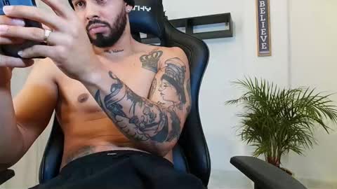 Snapshot of donn_cruz chatting on October 2025 05:31:01 PM Victor online show from October 2025 05:31:01 PM