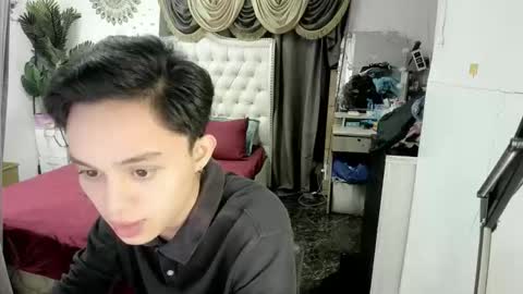 Snapshot of donromano_ chatting on February 2026 02:06:01 PM Don Romano online show from February 2026 02:06:01 PM