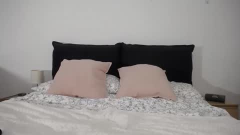 Snapshot of dontcallmeangel_ chatting on September 2025 09:30:01 PM Iara online show from September 2025 09:30:01 PM