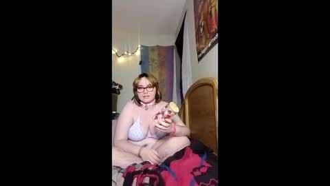 Snapshot of donthefox chatting on April 2026 01:21:01 AM donthefox online show from April 2026 01:21:01 AM