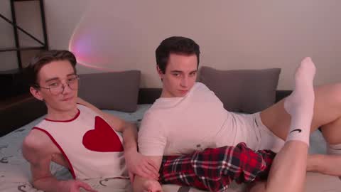 EliotKenny online show from December 2024 07:46:02 PM