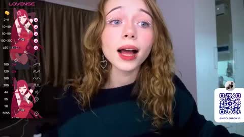 Snapshot of dontoke_ chatting on December 2025 09:33:01 PM Nicole online show from December 2025 09:33:01 PM