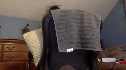 donutking42069 online show from February 2026 02:26:01 AM