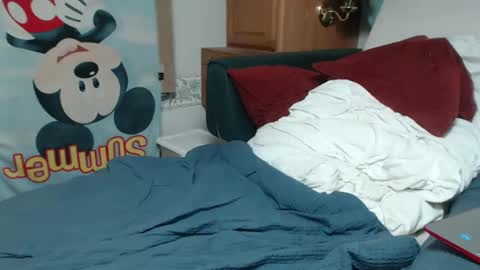 Snapshot of doouugcumming chatting on December 2024 01:00:02 AM cummingdoouug online show from December 2024 01:00:02 AM