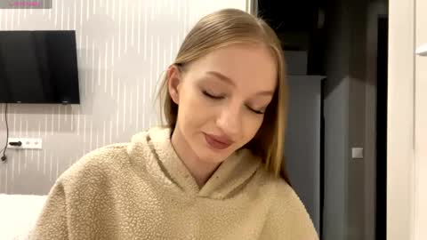 Anika online show from May 2026 10:05:01 PM