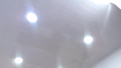 Anny online show from April 2026 12:14:02 PM