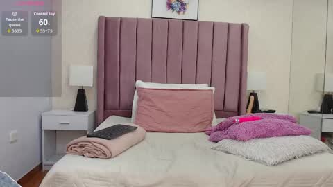 Anny online show from April 2026 12:25:01 PM