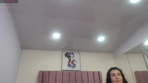 Anny online show from May 2026 12:10:02 PM