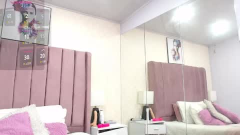 Anny online show from May 2026 12:09:02 PM