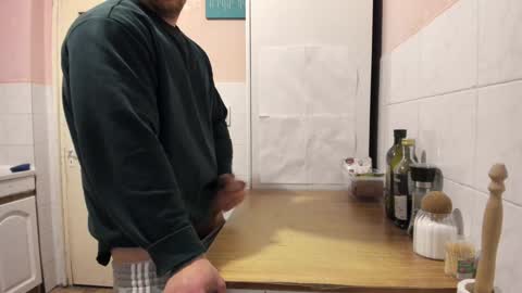 menu  below online show from February 2025 04:03:02 PM